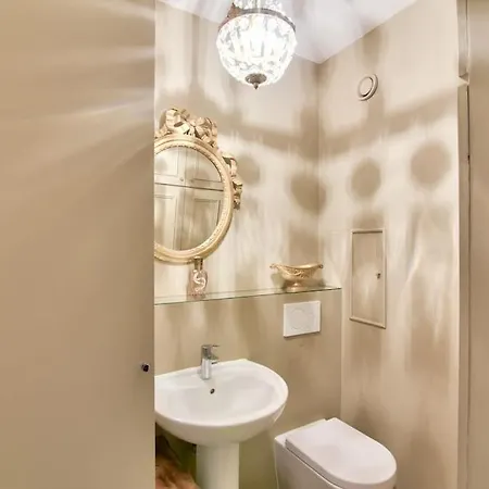 Stunning 1 Bedroom Flat Wamazing View On * パリ