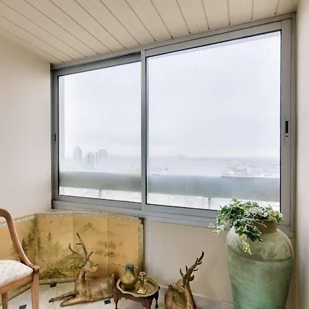 Stunning 1 Bedroom Flat Wamazing View On アパート *